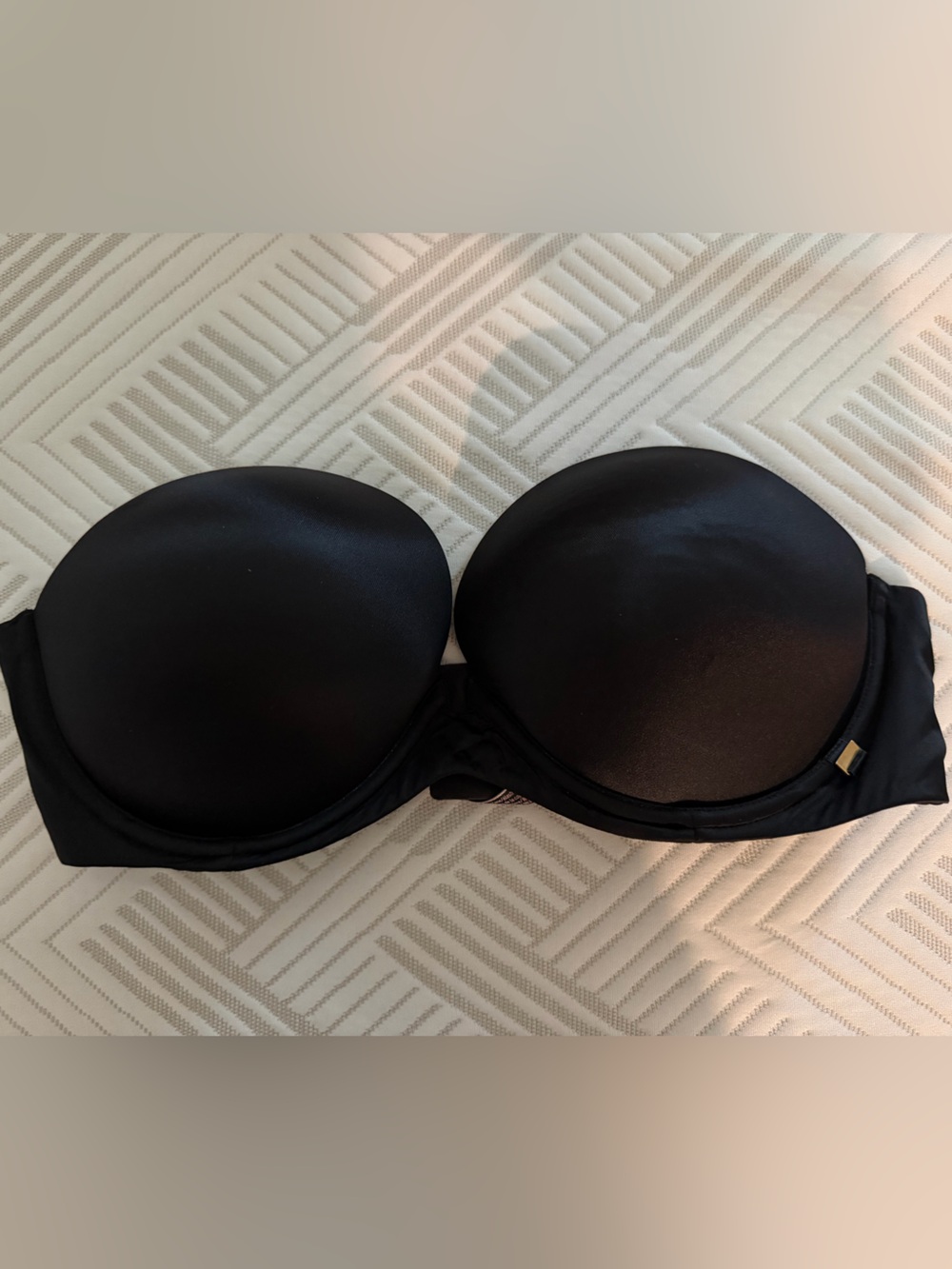 Victoria's Secret Very Sexy Strapless Bra